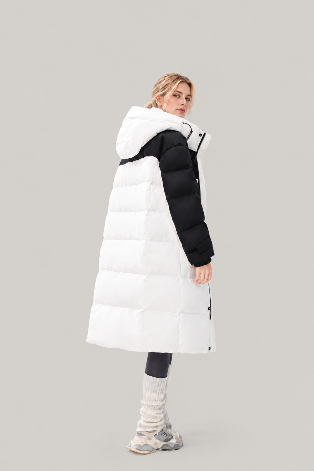 Fernlow Damen-Langmantel mit Kapuze – Colourblock-Wintermantel in Schwarz oder Weiß